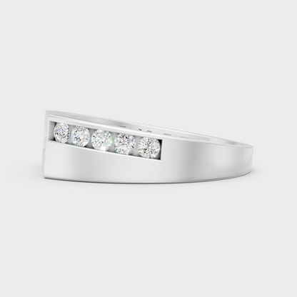 High-Polish 950 Platinum Men’s Round Lab Diamond Ring For Refined Brilliance